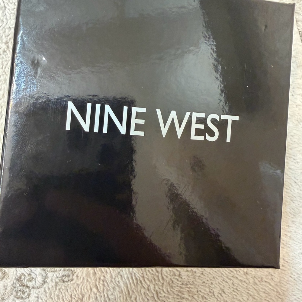 Nine West Gold Heart Pendant Necklace - Picture 3 of 3